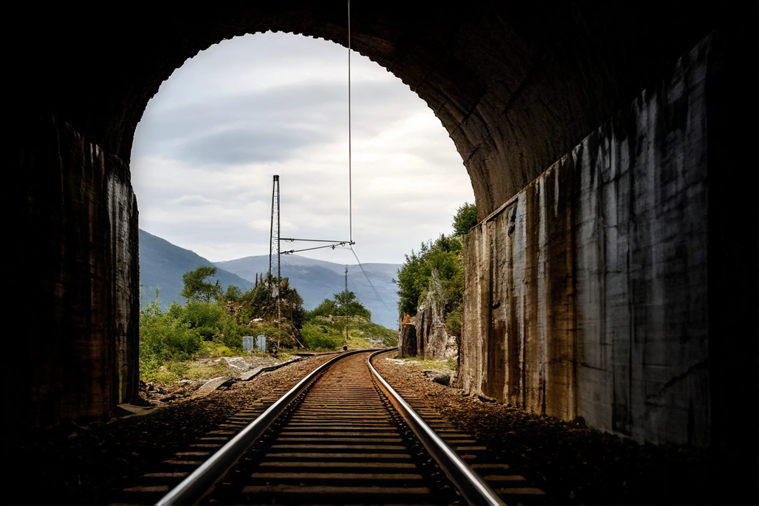 Material Specification Audit & Fire-Life Safety Compliance for Coastal Tunnels